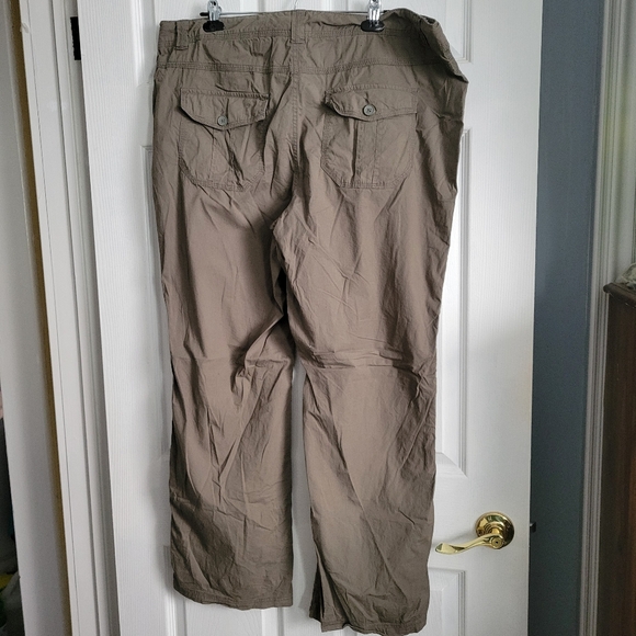Green Cargo Pant - Picture 7 of 13